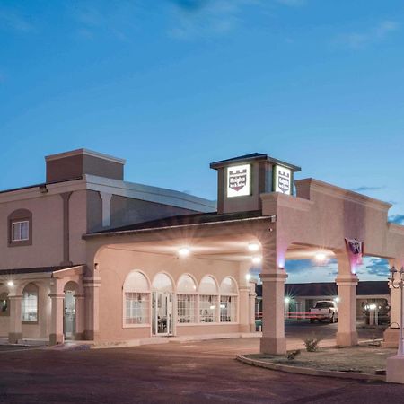 Knights Inn Van Horn Bagian luar foto